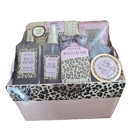 NOS Vintage 90s Body Nature Wild Escape Bath and Body Safari Gift Bath Set - Picture 1 of 6